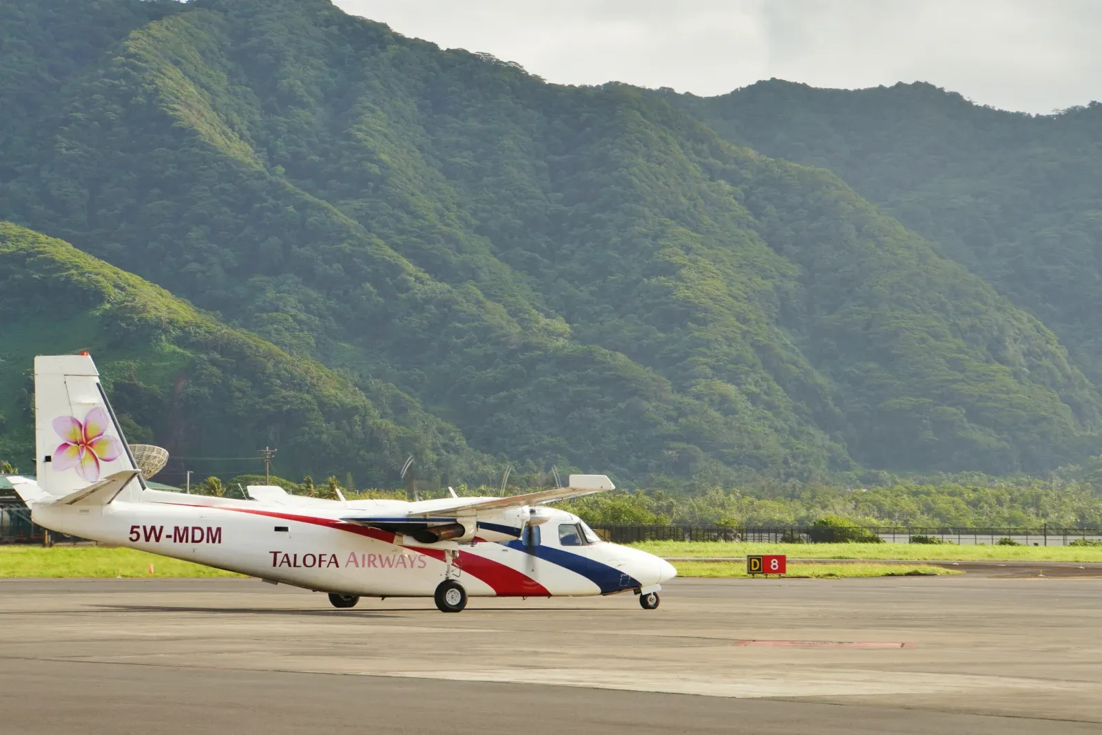 Talofa Airways Plane 2 CREDIT AmericanSamoaPocketGuide.com