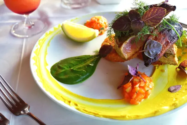 Tamarind Fine Dining Food (2) CREDIT cookislandspocketguide.com