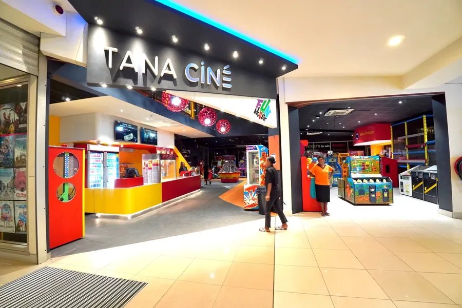 Tana Cinema CREDIT VanuatuPocketGuide.com