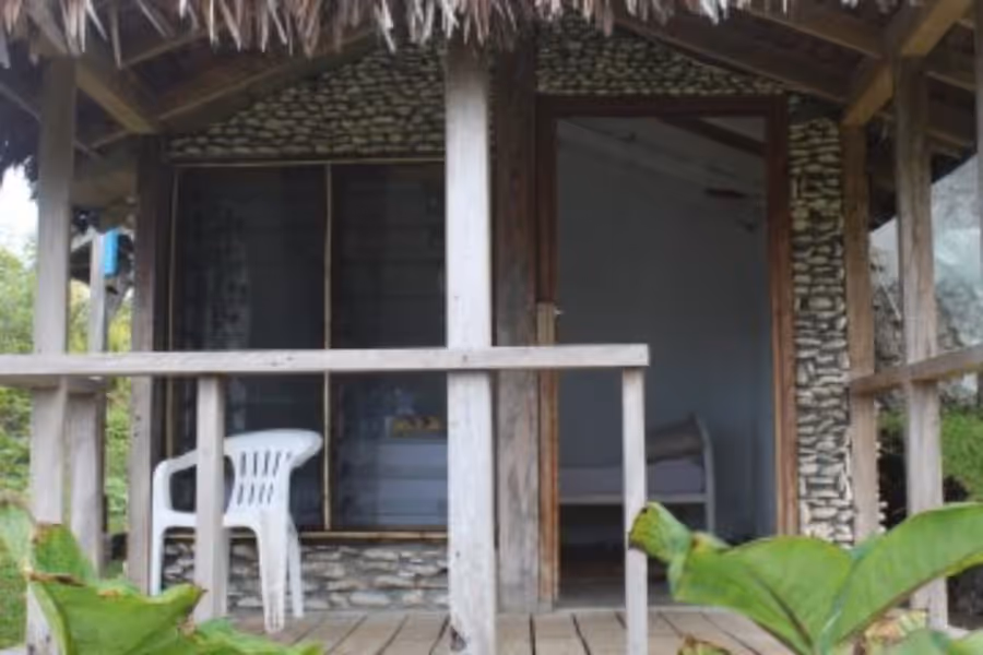 Tanna Ikamir Guest House