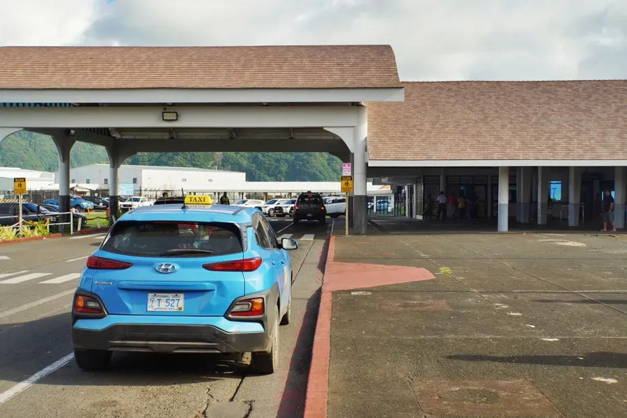 Taxi Transport Airport Transfers CREDIT AmericanSamoaPocketGuide.com