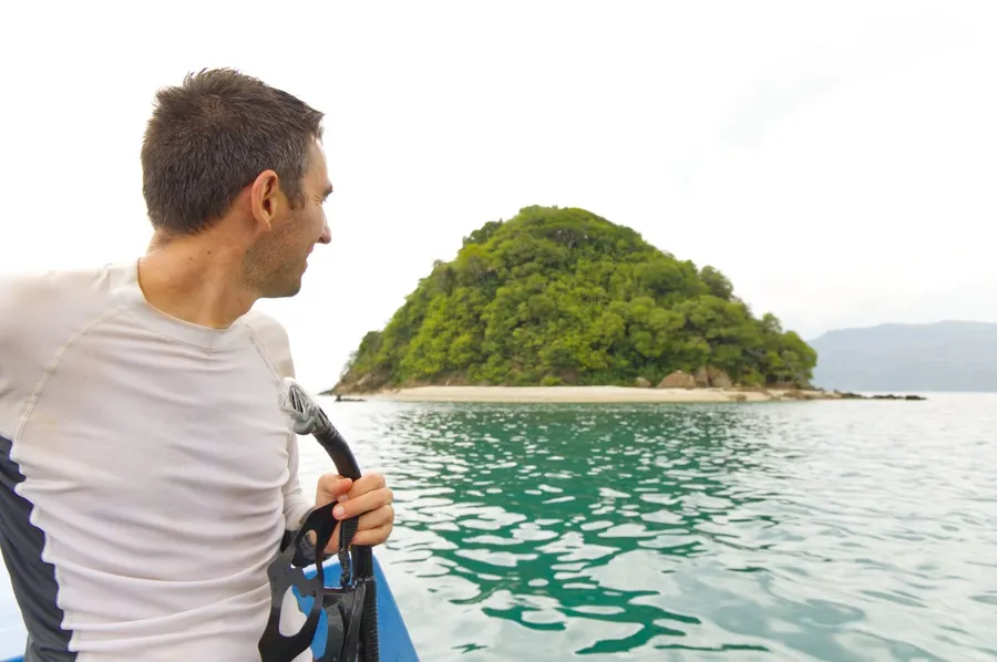 Tenstick Island Snorkelling Tour CREDIT VanuatuPocketGuide.com
