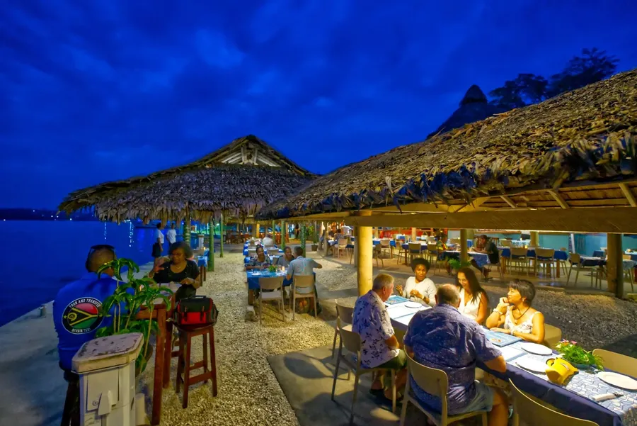 The Waterfront Restaurant 1 CREDIT VanuatuPocketGuide.com