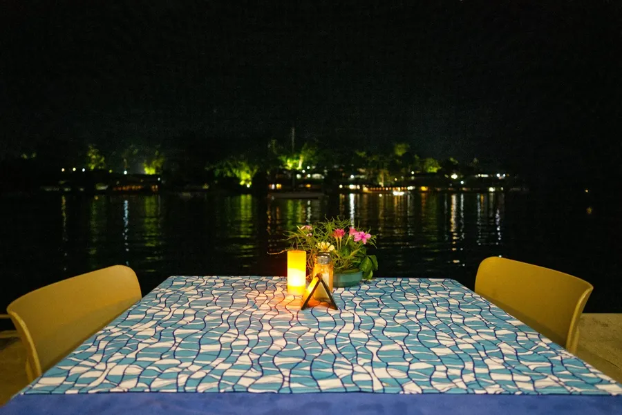 The Waterfront Restaurant CREDIT VanuatuPocketGuide.com