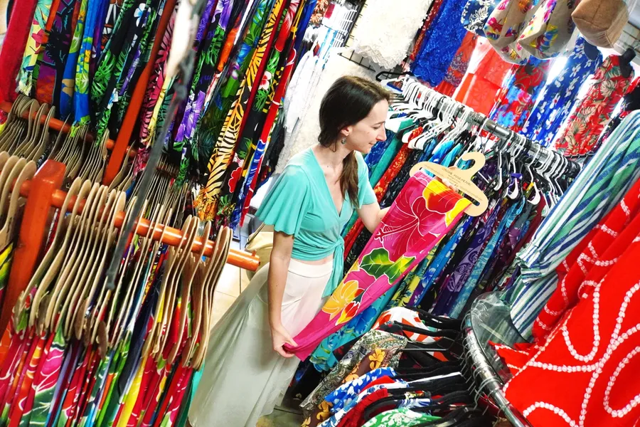 Tiola Shopping Clothes CREDIT AmericanSamoaPocketGuide.com