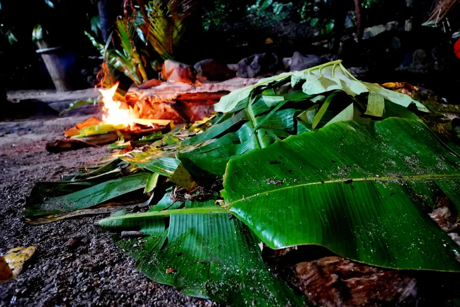 Tisa's Umu Food CREDIT AmericanSamoaPocketGuide.com