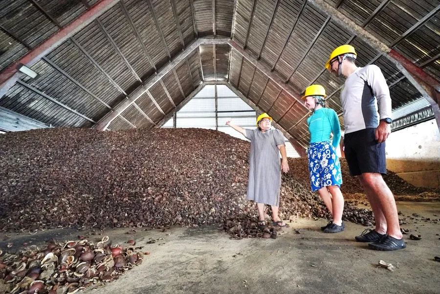 Tobolar Coconut Factory Tour (14) PI CREDIT MarshallIslandsPocketGuide.com