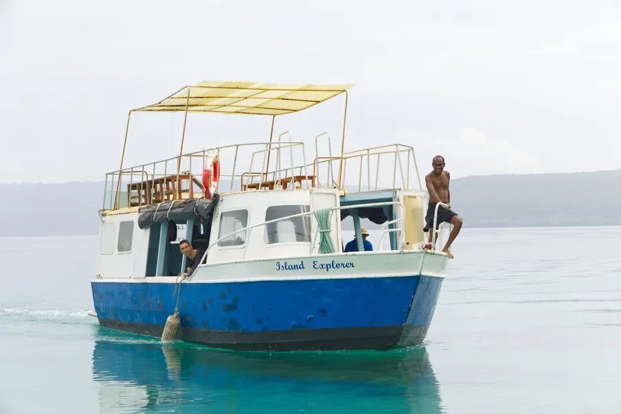 Tranquillity Island Day Trip (3 CREDIT VanuatuPocketGuide.com