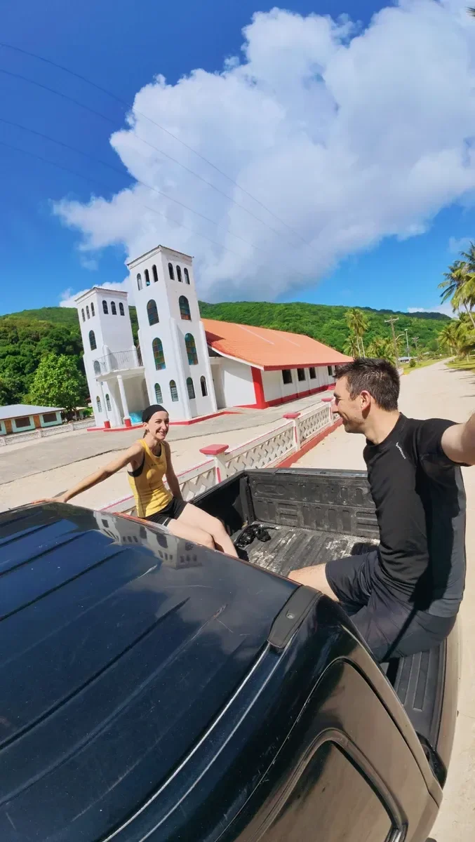 Transport Ofu Olosega Road Vehicle Car Church CREDIT AmericanSamoaPocketGuide.com