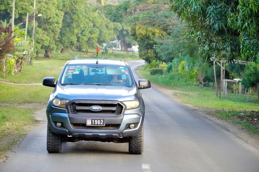 Transport Taxi Tanna SEB CREDIT VanuatuPocketGuide.com