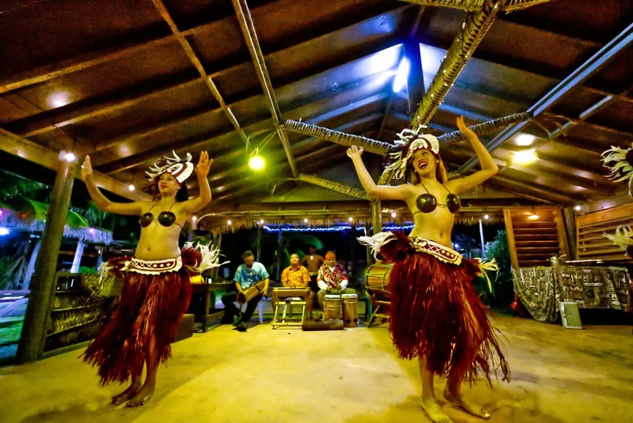 Umu Experience Island Night Culture (18) CREDIT CookIslandsPocketGuide.com