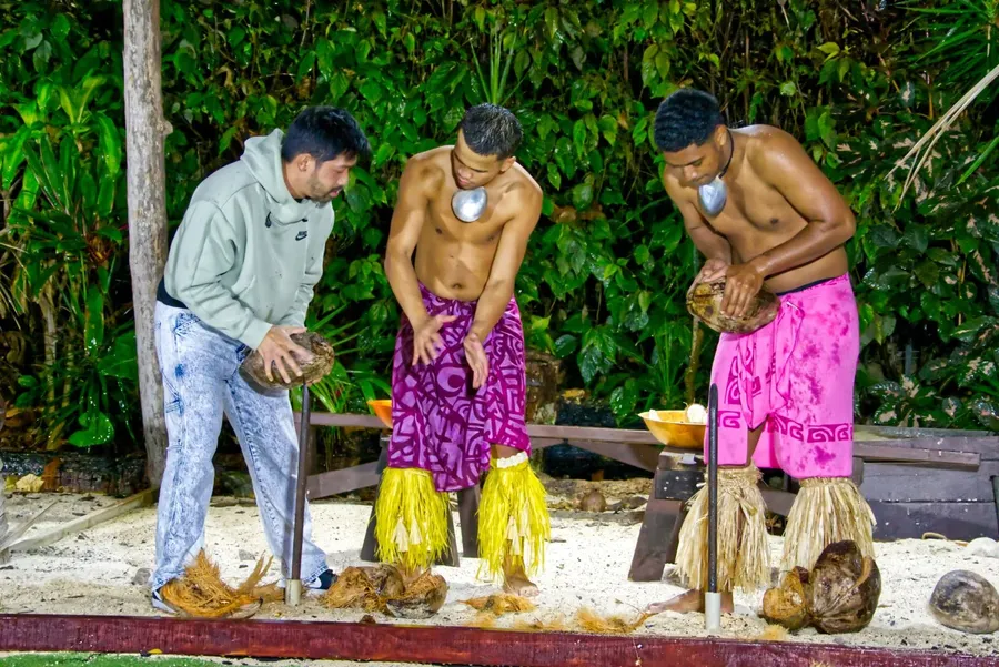 Umu Experience Island Night Culture (4) CREDIT CookIslandsPocketGuide.com