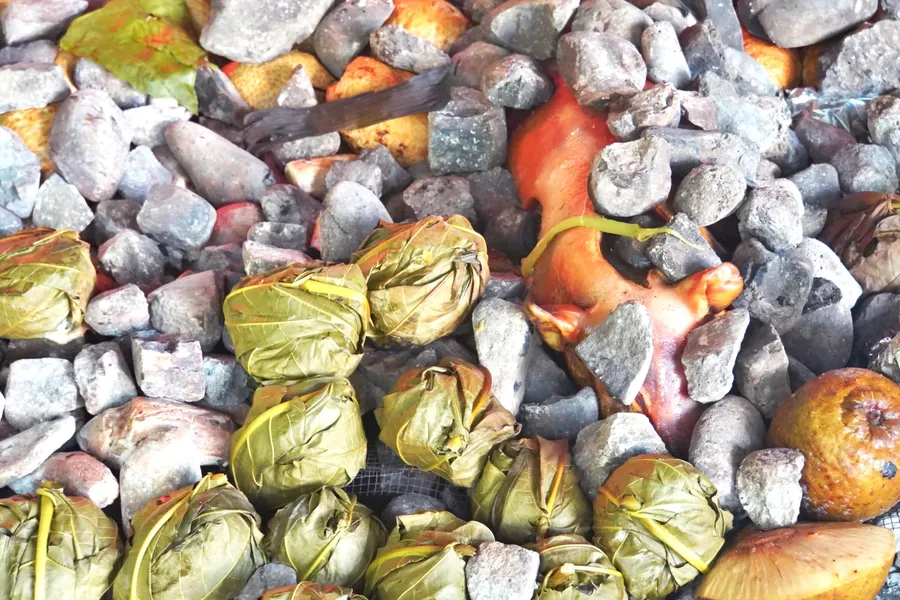 Umu Food Traditional Culture (4) CREDIT AmericanSamoaPocketGuide.com