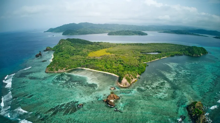 Vulai Island Maskelyne Malekula Landscape Hiking CREDIT VanuatuPocketGuide.com