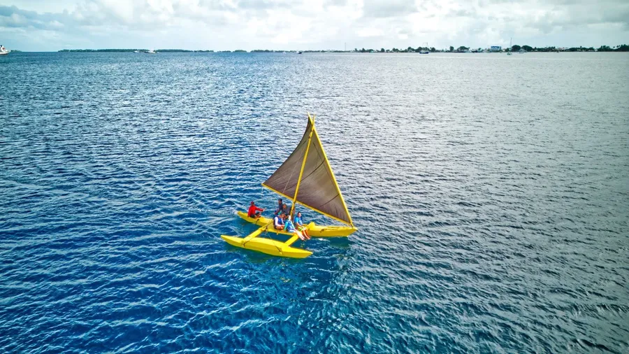 WAN Canoes Outrigger Cruise (5) CREDIT MarshallIslandsPocketGuide.com