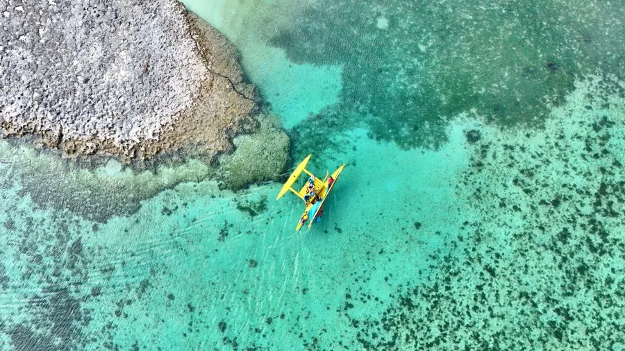 WAN Canoes Outrigger Cruise (9) SEB CREDIT MarshallIslandsPocketGuide.com