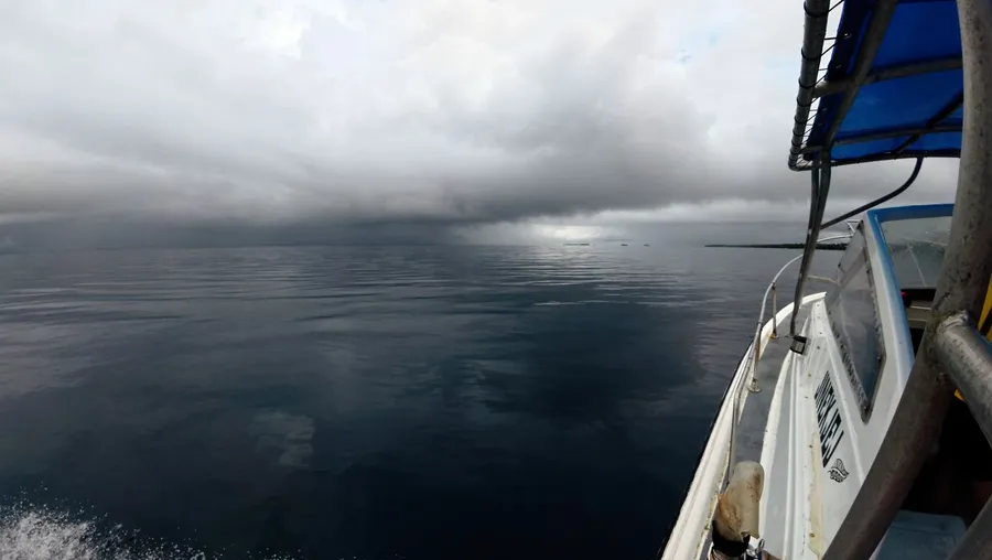 Weather Boat IC&C CREDIT MarshallIslandsPocketGuide.com