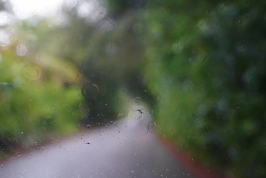Weather Rain Road (2) IC&C CREDIT MarshallIslandsPocketGuide.com