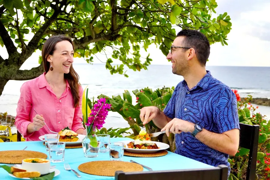 White Grass Resort Restaurant Sunset Couple (2) SEB CREDIT VanuatuPocketGuide.com
