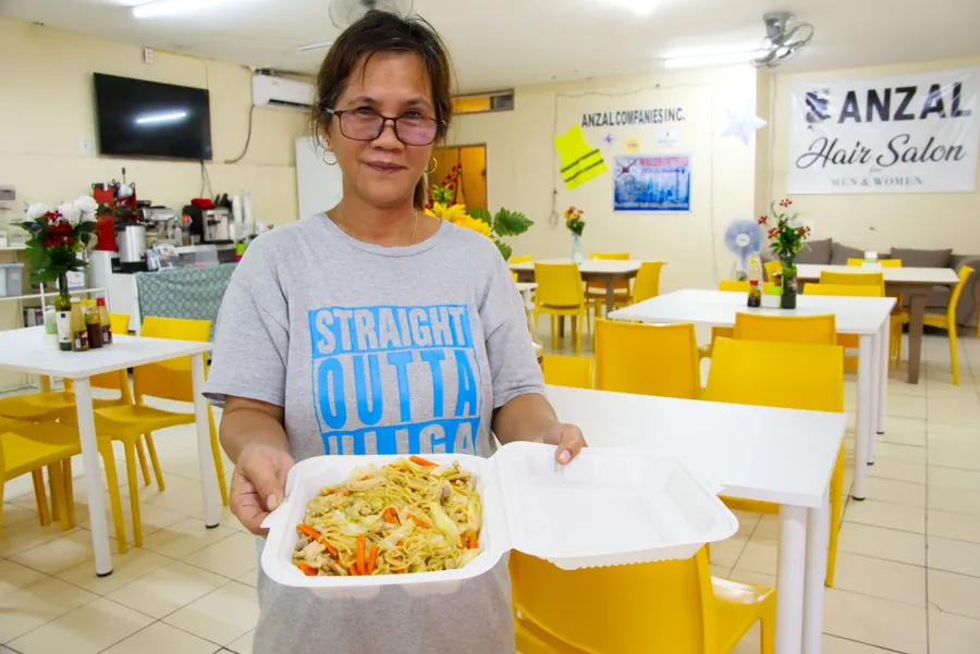 Yummy Tummy Filipino Restaurant Food Takeaway (2) CREDIT MarshallIslandsPocketGuide.com