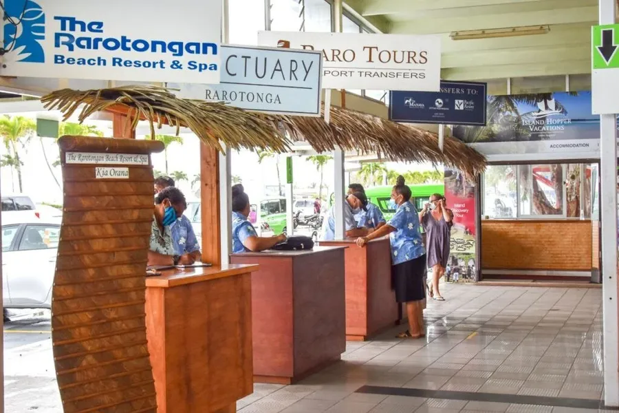 Rarotonga Transport Guide: 10 Ways to Get to (& Around) Rarotonga ✈️
