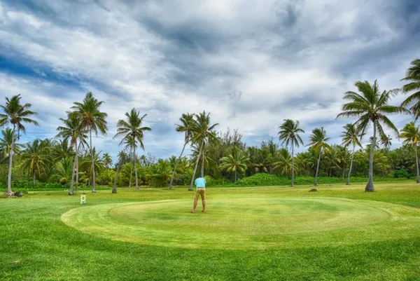 10 Adults-Only Activities on Aitutaki