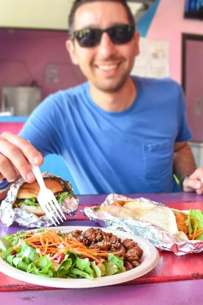 The Top Cheap Eats on Aitutaki