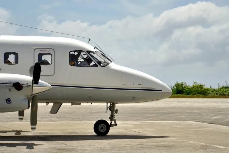 How to Hire a Plane in the Cook Islands: A Guide to Plane Charters