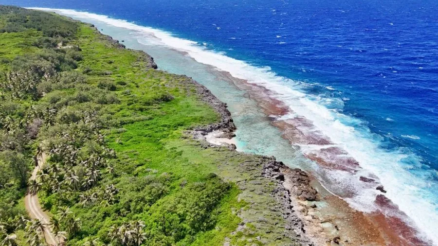 10 Most Luxurious Experiences in the Cook Islands 🍾 [2025]