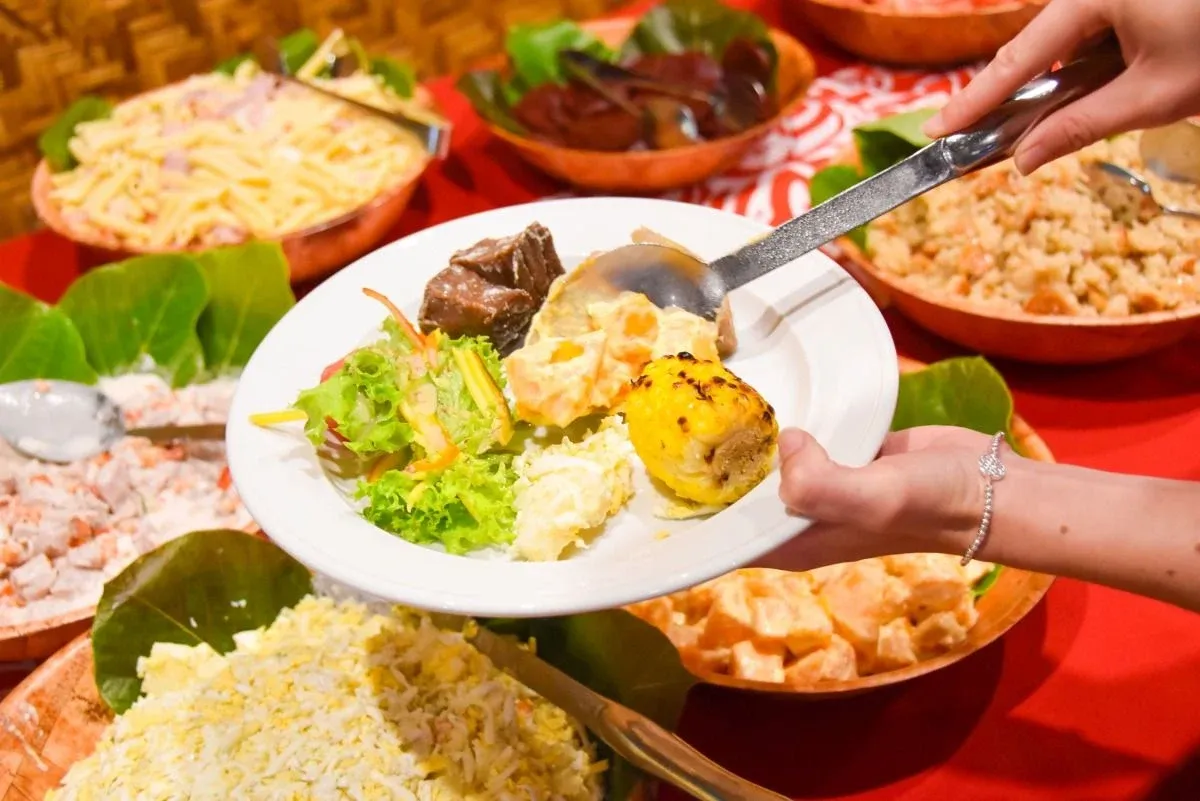 8 Best Foodie Experiences on Aitutaki
