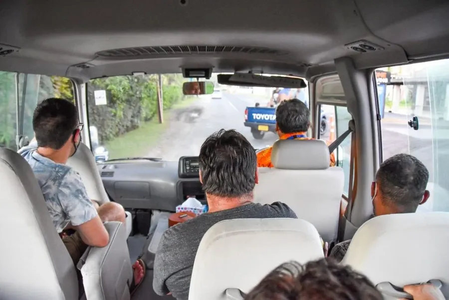 Rarotonga Transport Guide: 10 Ways to Get to (& Around) Rarotonga ✈️