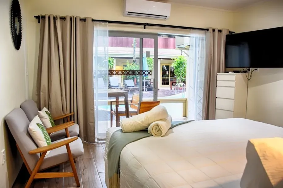 10 Best Adults-Only Resorts on Rarotonga 🍹 [2025]