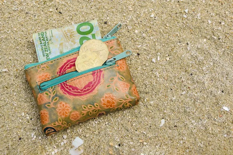 What is the Best Way to Pay in Rarotonga & the Cook Islands? [2023]