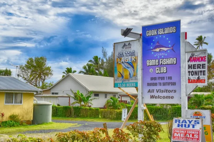 10 Best Places for Whale Watching in Rarotonga & the Cook Islands