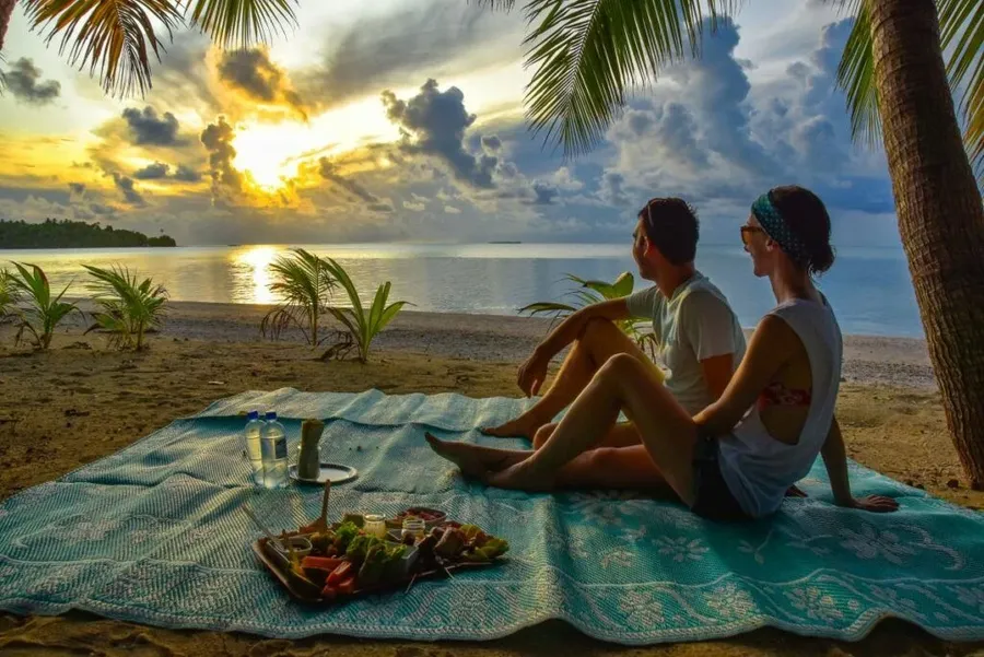 The Guide to Aitutaki Nightlife + 5 Things to Do on Aitutaki at Night