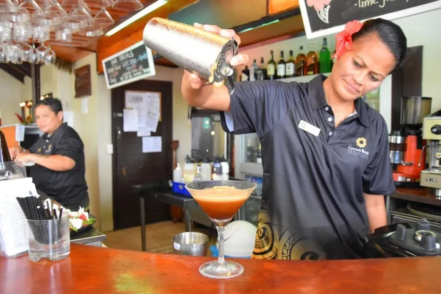 10 Best Bars on Rarotonga