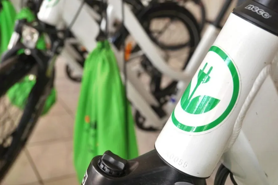 Cycle Rarotonga & the Cook Islands: Where to Rent Bikes & E-Bikes