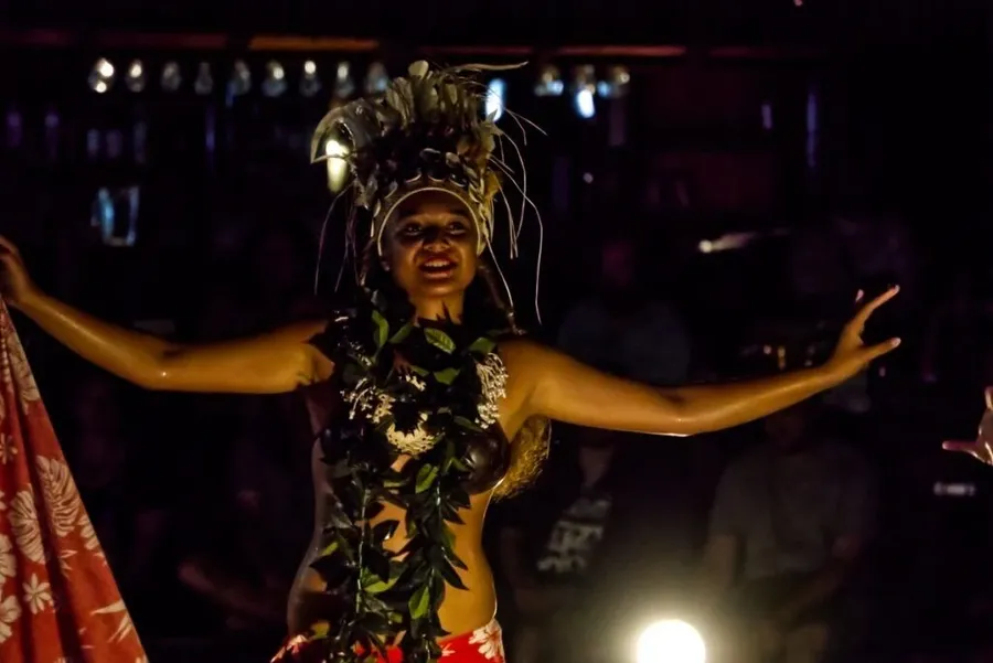 13 Best Cultural Activities in Rarotonga & the Cook Islands 🥥
