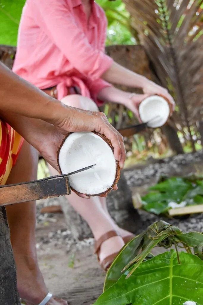 The Food Guide to the Cook Islands: Places to Eat, Food Tours & More