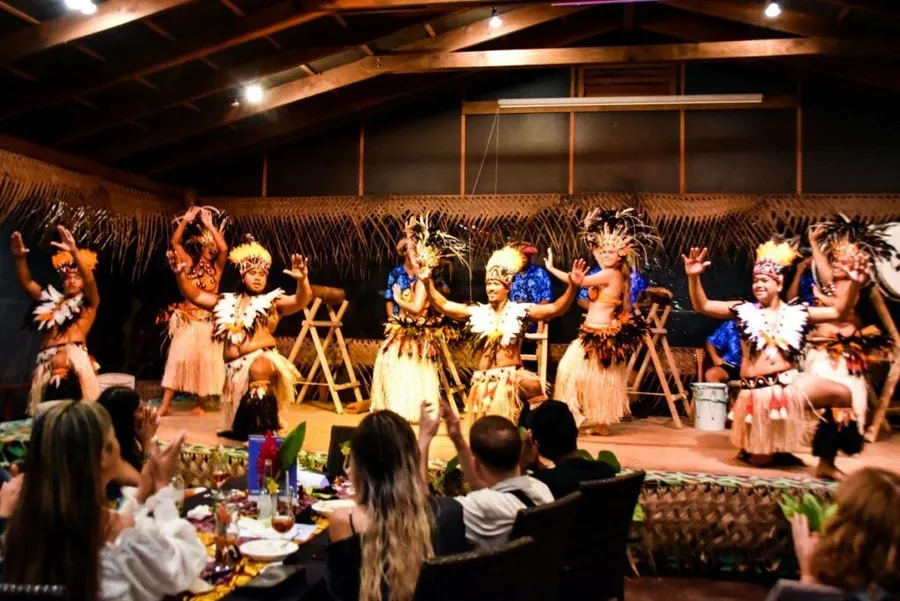 10 Best Foodie Experiences in the Cook Islands ???? [2023]