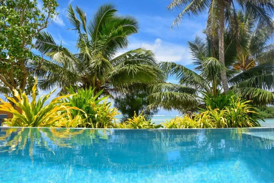 10 Most Luxurious Experiences in the Cook Islands 🍾 [2025]
