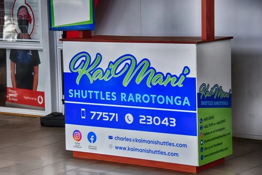 8 Best Airport Transfers in Rarotonga & the Cook Islands [2023]