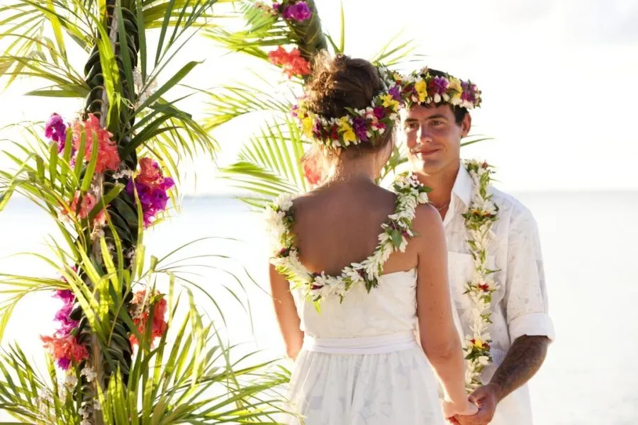 The Wedding, Honeymoon & Romantic Getaway Guide to Rarotonga