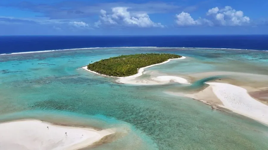 10 Best Beaches on Aitutaki ⛱️