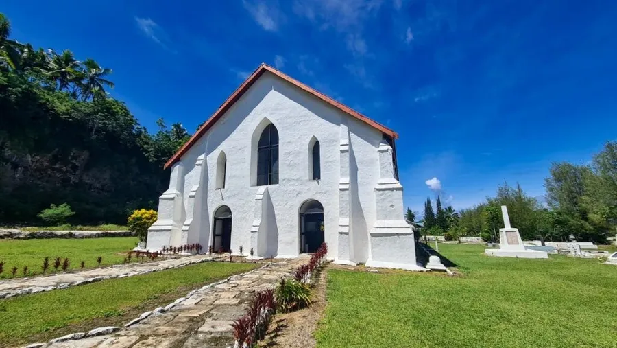 10 Free Things to Do on Mangaia