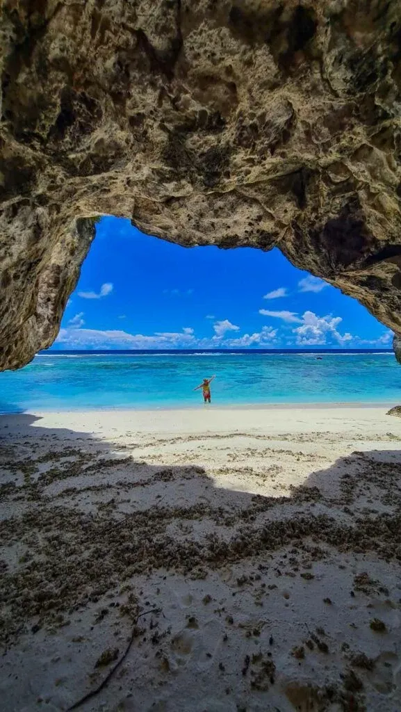 The Complete Travel Guide to Mangaia