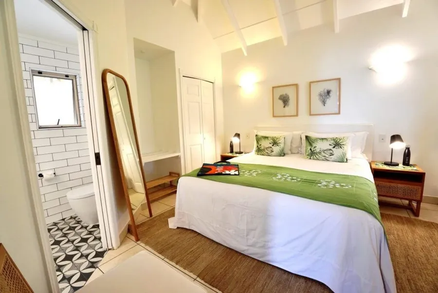 11 Accommodations in Rarotonga & the Cook Islands with Bike Hire