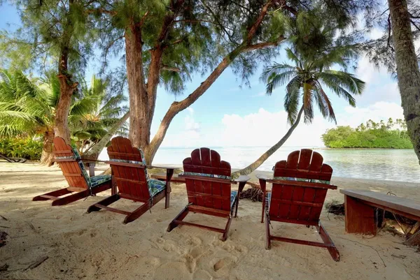 Rarotonga Family Itinerary: 5 Days 🐬