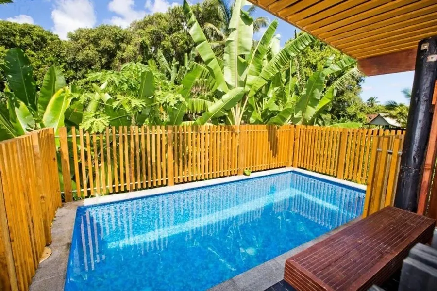 6 Accommodations in the Cook Islands with Car or Scooter Hire