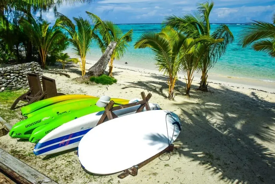 5 Best Paddleboard Tours & Hires in Rarotonga & the Cook Islands